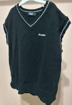 XLARGE キッズ Vネック ベスト 140cm ブラック
