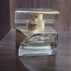 希少】ヴェルサーチ ヴァニタス オードトワレ 30ml イタリア製 - メルカリ