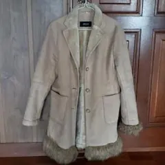 コムサイズム　ムートンコート