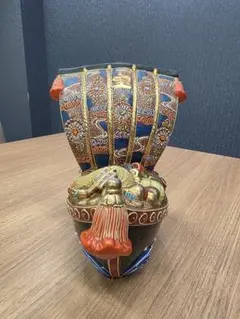 薩摩焼 宝船 盛り上げ 置物 七福神 宝尽くし 縁起物 金彩 在銘 陶器
