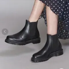Dr.Martens 2976 MONO チェルシーレザーブーツ