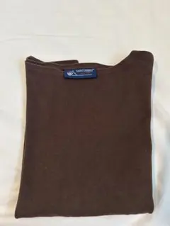 ブラウン Tシャツ