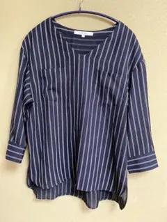 UNTITLED ブラウス　ストライプ