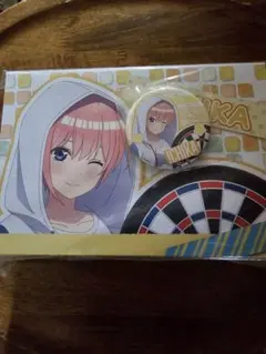 五等分の花嫁 一花 ダーツセット+缶バッジ(カードのみなし) - メルカリ
