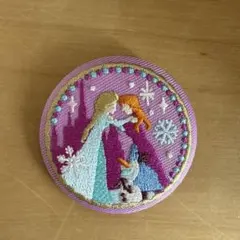ディズニー　刺繍缶バッジ　アナ雪　アナと雪の女王　Disney