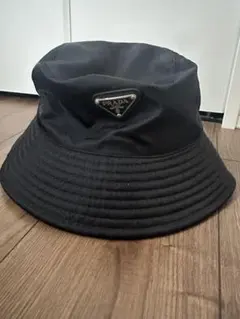 値下可】PRADA バケットハット LサイズRN98339-CA34767 - メルカリ
