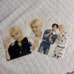 ファミマコラボStray Kids クリアファイル 3種セッのサムネイル