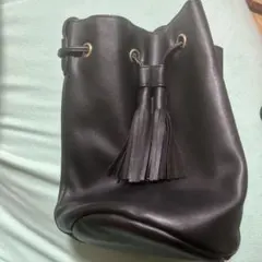 LOWRYS FARM 黒 フリンジ付き巾着バッグ