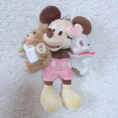 ディズニーストア ユニベスティーズ イエック ラビット＆ミッキー＆モカ