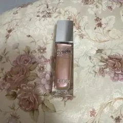 Dior　スキンフォーエヴァーグロウマキシマイザー　ピーチー