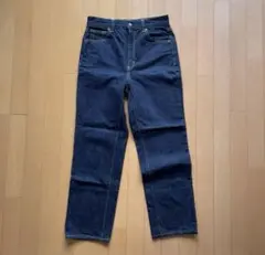 GU ストレートジーンズ