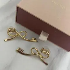 【herlipto】イヤリング⭐︎箱付き⭐︎のサムネイル