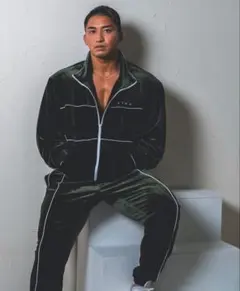 XENO VELOR TRACK JACKET トラックジャケット　カーキXLのサムネイル