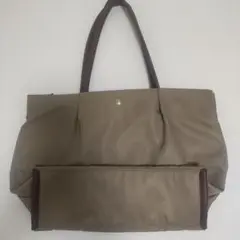 ベージュ ナイロン トートバッグ