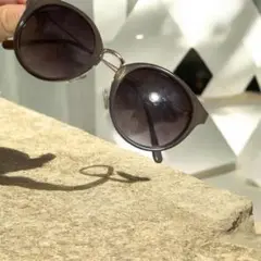 ダークブラウン ラウンドサングラス