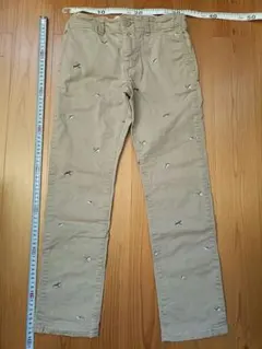 GAPkids サメの刺繍入りベージュロングパンツ 140cm