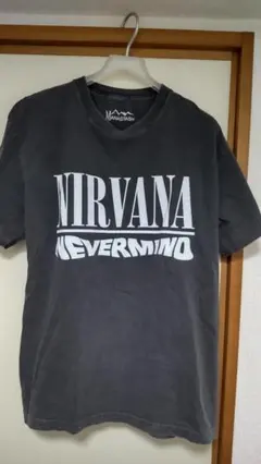 NIRVANA NEVERMIND Tシャツ