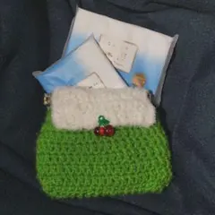 メロンクリームソーダ風 バネ口ポーチ‎⚘⡱