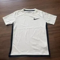 Nike DRI-FIT ホワイト Tシャツ M