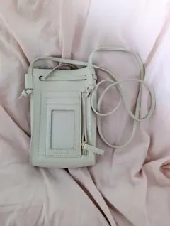 ライトグレー ショルダーバッグ スマホ用