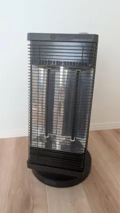 美品 DAIKIN セラムヒート 本体 電気ヒーター WRH134AS-H - メルカリ