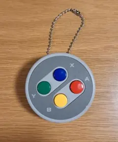スーパーファミコン風コントローラーカプセルトイ