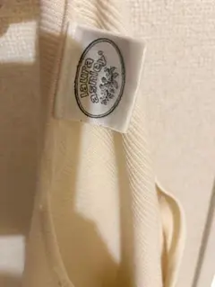 【古着】Laura Ashley アイボリー Vネック カーディガンのサムネイル