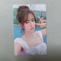 STAYC ユン 封入トレカ 2:L0VE court zine ver. ①
