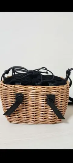 【新品】カゴバックのサムネイル