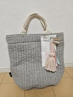 ボムカフェ　ヌビバック　グレー　タッセル付き