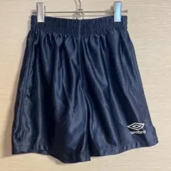 umbro ハーフパンツネイビー　　150㎝