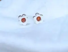 【新品未使用】マリークワント　デイジー　レッド　赤　推し活　シルバー