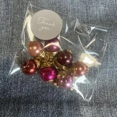 ビーズとブローチセット