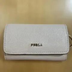 FURLA キーケース ライトグレー