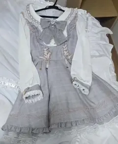 2025年最新】ハート衿プリーツフリルワンピースの人気アイテム