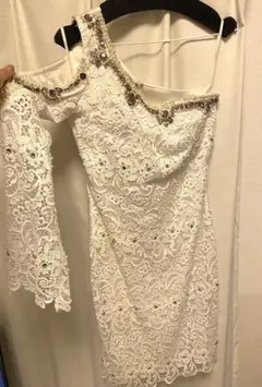 Item thumbnail for item 6b2652bc-e821-4630-b32f-bf4199d7223c