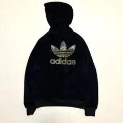 adidas originals パーカー ボアジャケット 黒　ロゴ迷彩