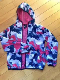 adidasウィンドブレーカー150サイズ相当