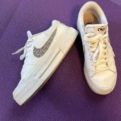 Item thumbnail for item 3a812de5-1453-4a5e-900c-eac5fe112644