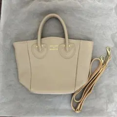 Young & Olsen レザーハンドバッグ ハーフムーン ミニボストン - メルカリ