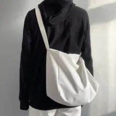 ショルダーバッグ　レディース　メンズ　斜めがけ　大容量　キャンバス　帆布　a4