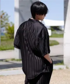 半袖 シャツ オーバーサイズのサムネイル