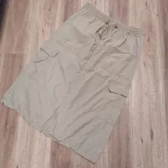 GU　カーゴ　ミディスカート　丈短め　カーキ　XXL