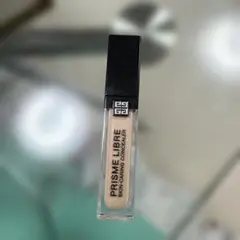 GIVENCHY プリズム・リーブル・スキンケアリング・コンシーラー N95のサムネイル
