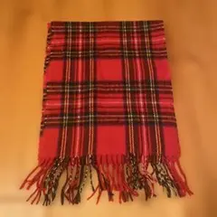 赤いチェック柄マフラー フリンジ付き