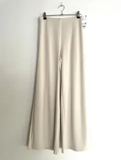 新品　UNIQLO クレープジャージーストレートパンツ　ワイドパンツ L