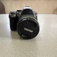 PENTAX K-30 18-135mmレンズ・単三電池ホルダー付 ※要修理 - メルカリ