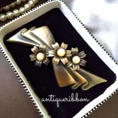 アンティーク調 リボン ギャザー フラワーパールブローチ ヴィンテージ 母の日