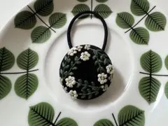 つづる。刺繍ヘアゴム ハンドメイド