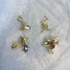 【値下げ】花モチーフ✳︎ゴールドイヤリング